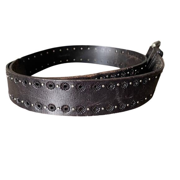 Fossil Black Leather Flower Punch Silver Studded Belt size medium
